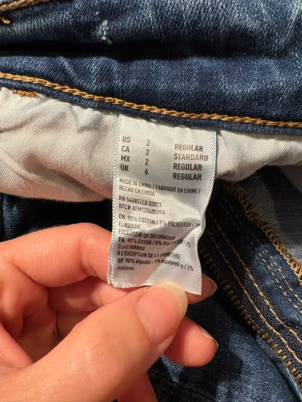 American Eagle Outfitters Women’s Faded Blue Skinny Jeans - Picture 4 of 4